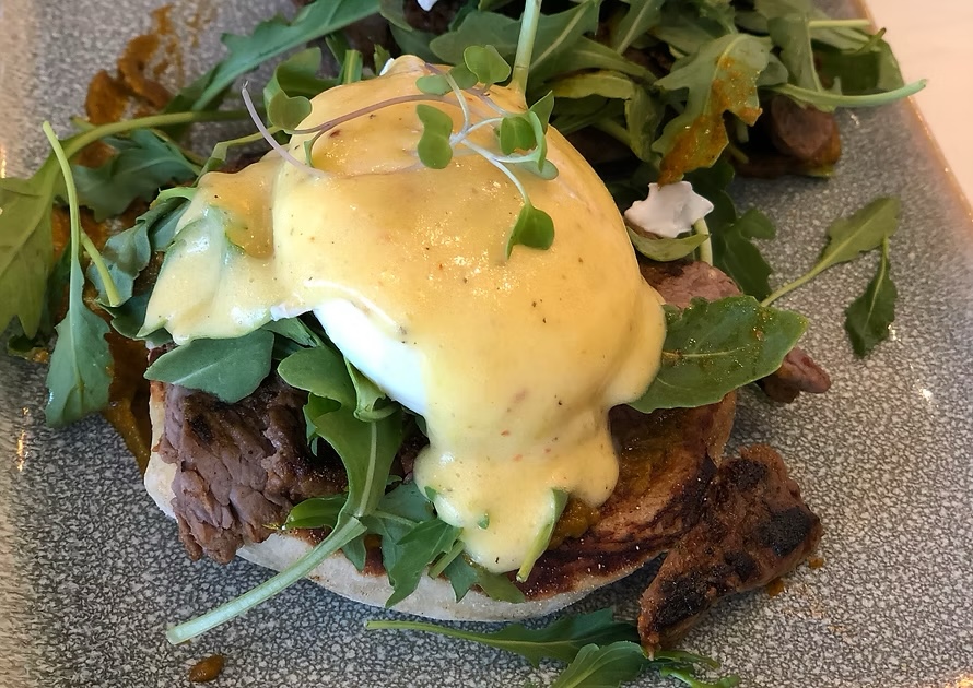 Eggs Benedict